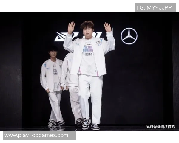 荣耀之路：BLG战队在S15赛季的逆袭传奇与成长历程