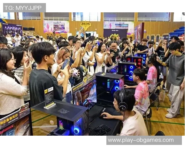 电竞战队BLG转型之路揭秘高校联赛实时数据背后的故事与挑战